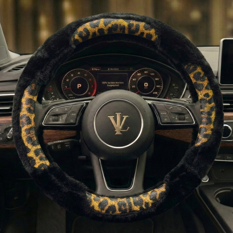 Lüks Vahşi Doğa Temalı Gold ve Siyah Tüylü Direksiyon Kılıfı Detayı