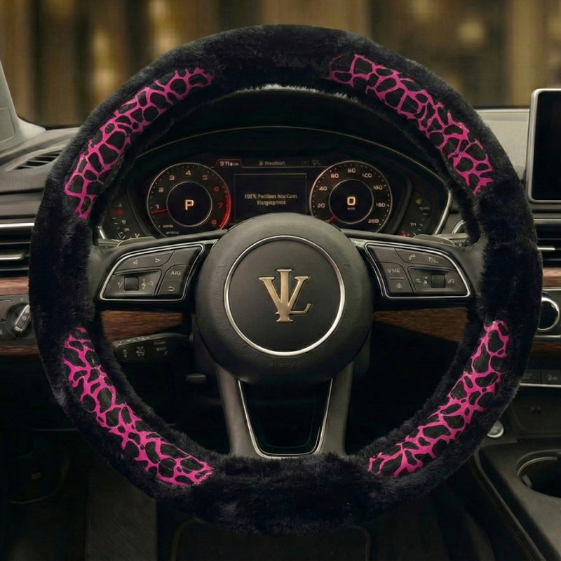 Yumuşak Dokulu Siyah ve Canlı Fuşya Desenli Lüks Tüylü Direksiyon Kılıfı Detayı